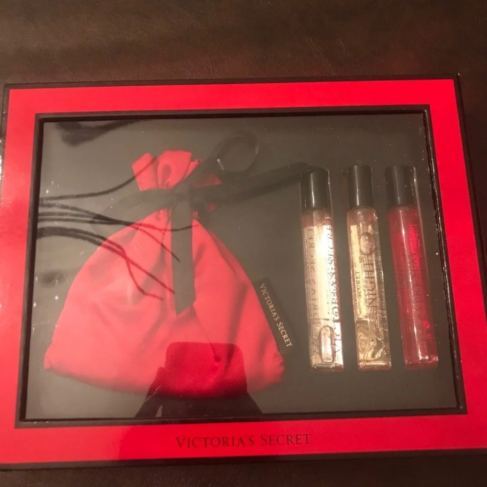 Victoria's Secret perfume set Scandalous,Night, Very Sexy